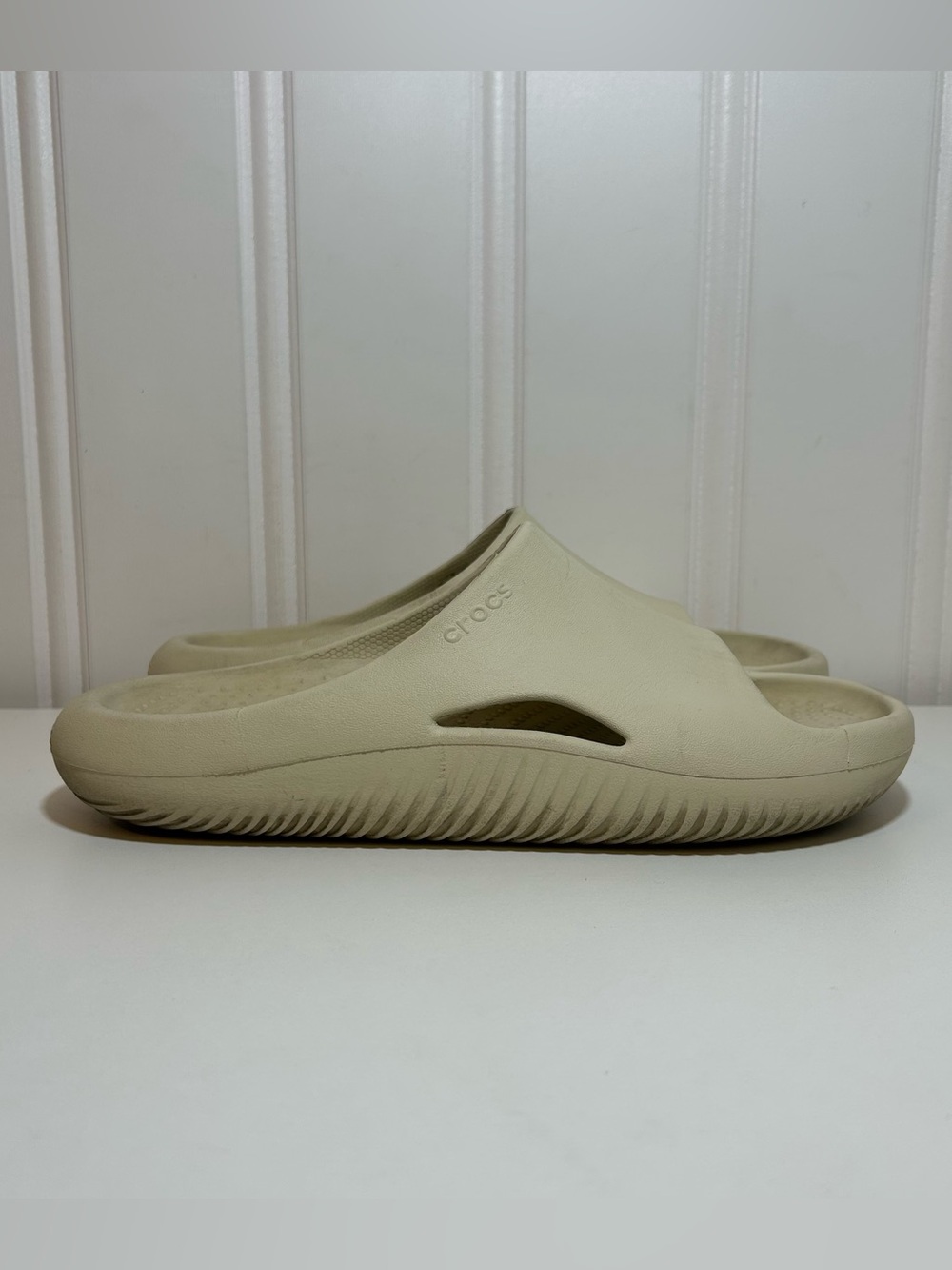 CROCS mellow recovery sandals Slide in Beige